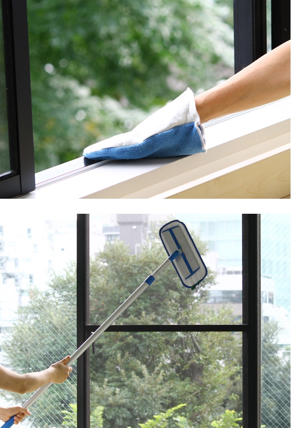 外に面している網戸や窓枠に付着した花粉を拭き取りましょう。網戸はモップが便利です！