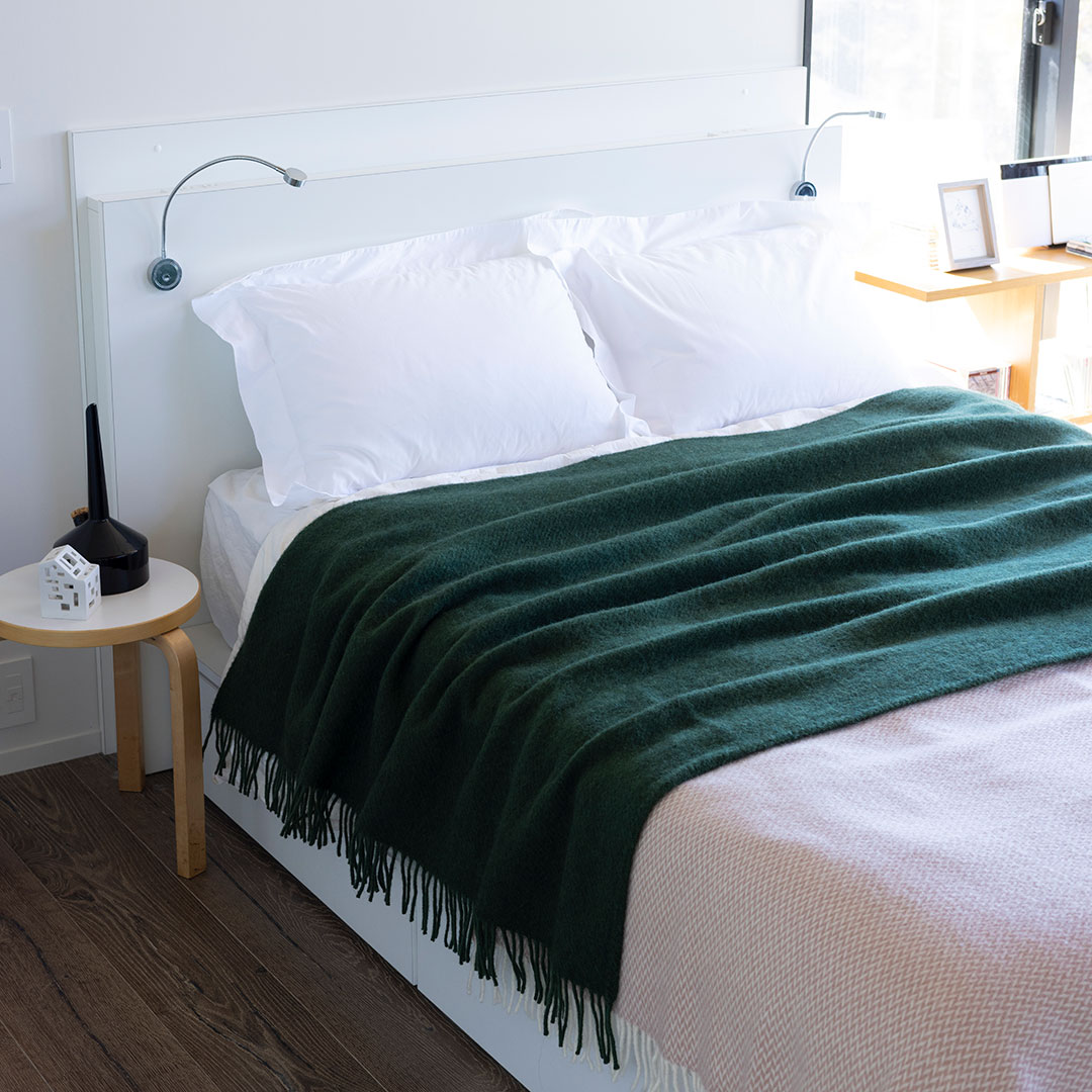 KLIPPAN ベッドスロー KLIPPAN/クリッパン スロー ゴットランド ボトルグリーン