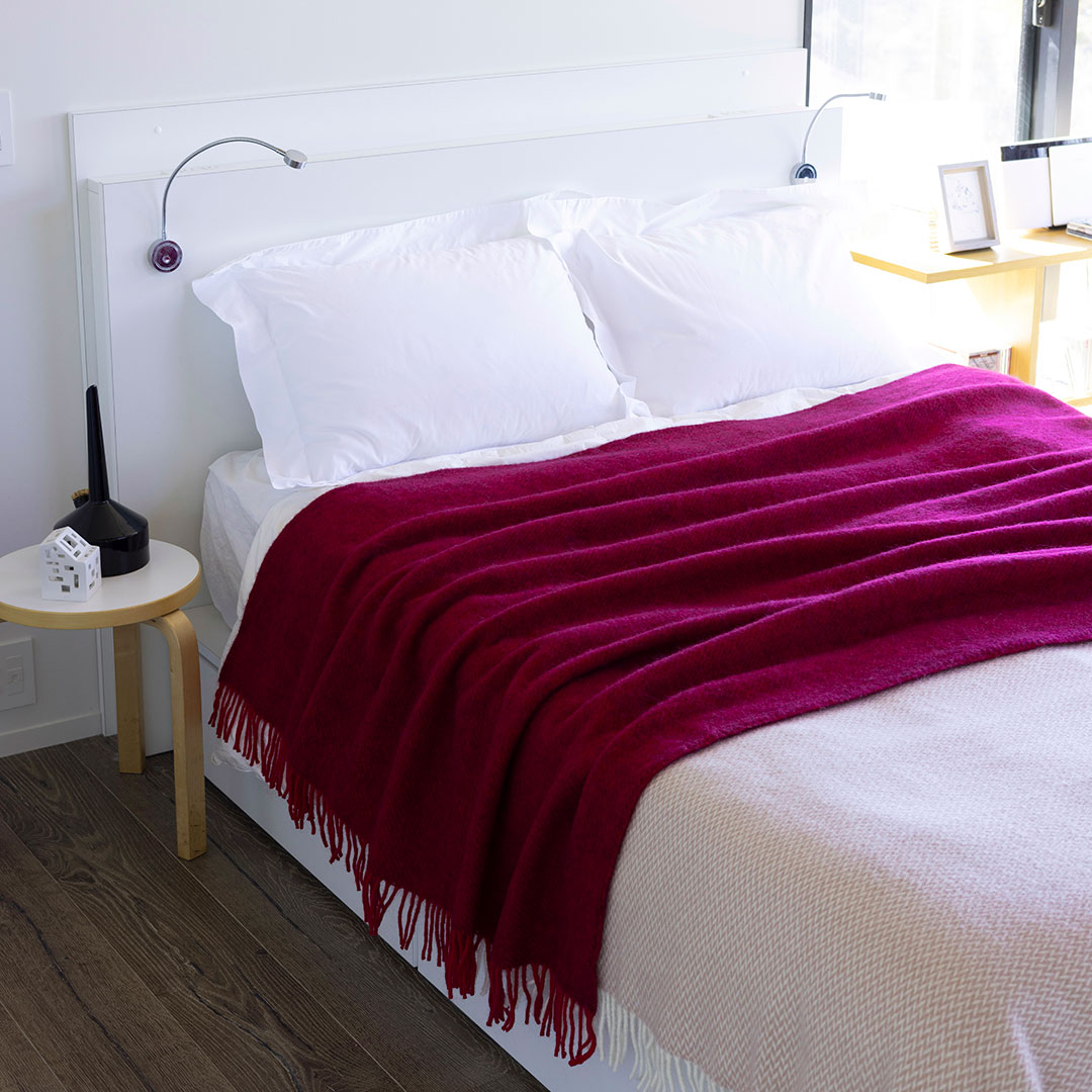 KLIPPAN スローケット ポルカ レッド ブランケット 楽天市場】クリッパン ポルカ Klippan Polka ウール スロー