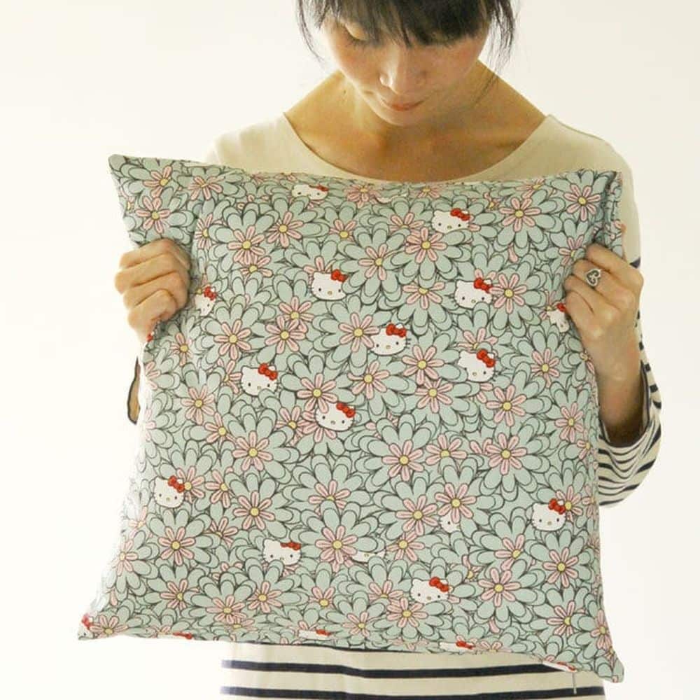 キティ x クリッパン コラボ クッションカバー2つとショッピングバッグ KLIPPAN/クリッパン クッションカバー ハローキティ ターコイズ