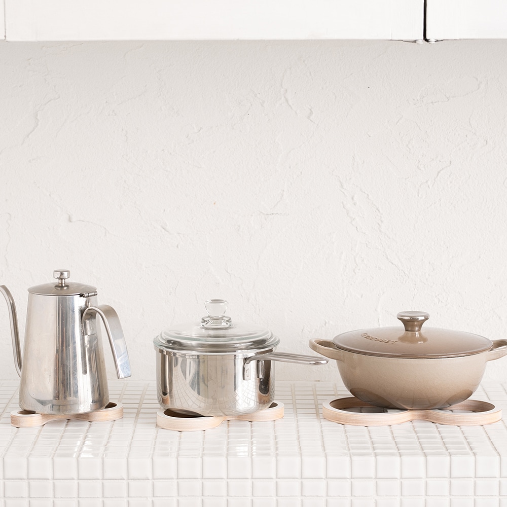 majamoo/マヤムー 白樺のポットスタンド ホワイト L | サステナブル