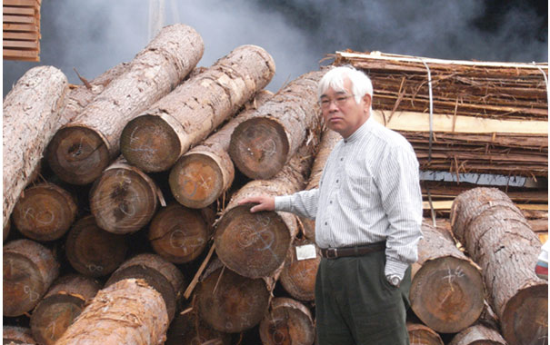 STYLE JAPANのまな板の作り手は世界一のまな板づくりをめざす高知の土佐龍さん