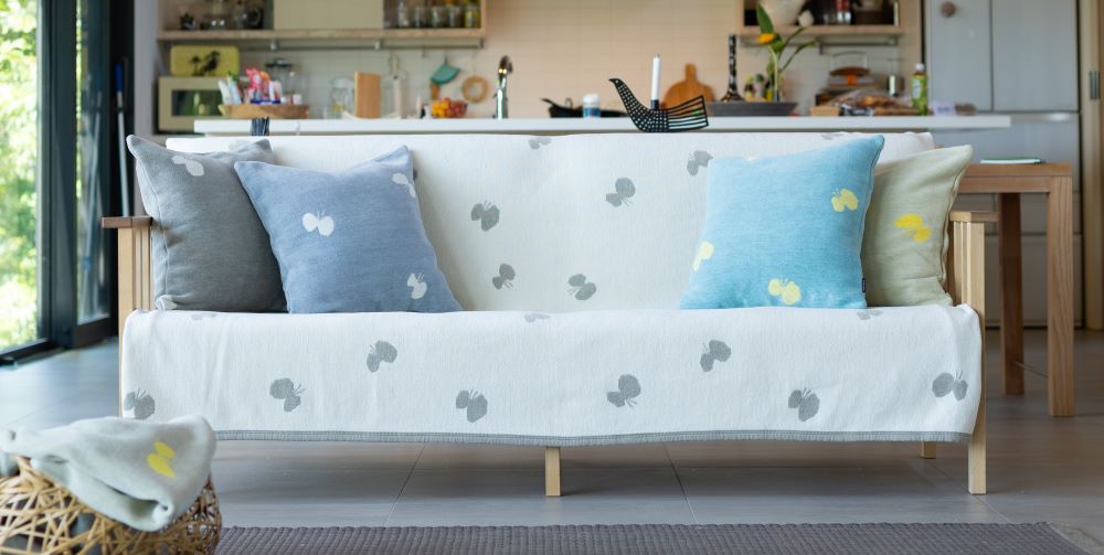 ソファカバーがインテリアを変える - 暮らしの景色を変える KLIPPAN