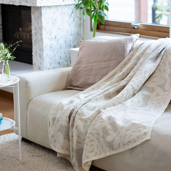 Sofa with KLIPPAN 夏編 ～リネンの出番～ | サステナブルショップ エ