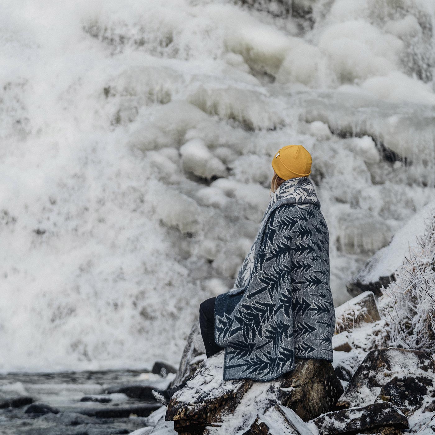 【クリーニング済】ミナペルホネン rain track サルエル 38 白 クリーニング済】ミナペルホネン rain track サルエル 38 白